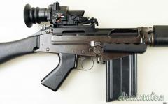 Fucile FAL L1A1 SLR Cal. 308w con ottica SUIT (Sight Unit Infantry Trilux) L2A2.