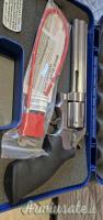 SMITH E WESSON 686 .357 Super Magnum