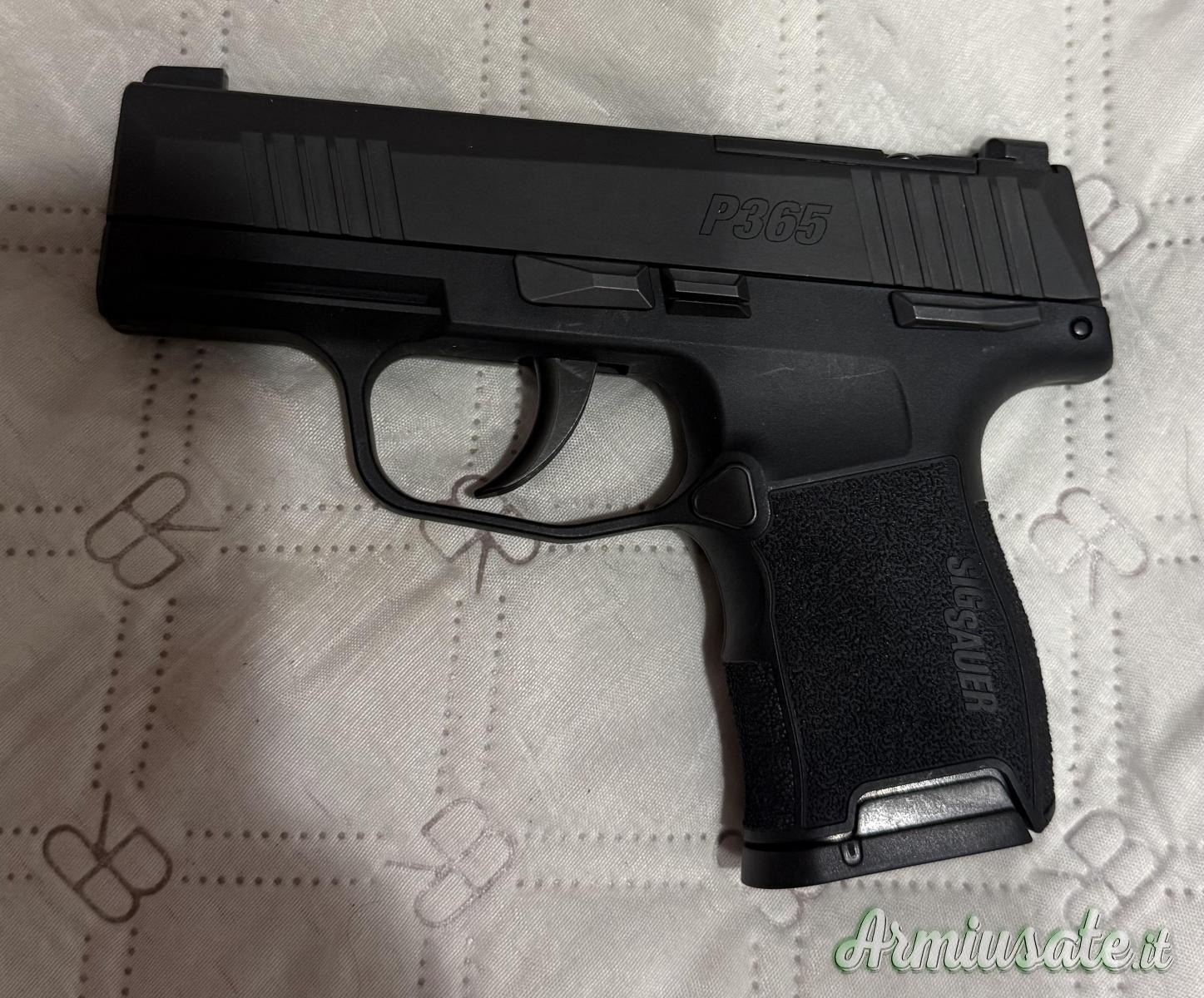 SIG-Sauer P365 9x19mm Parabellum | Luger | NATO SIG-Sauer P365 9x19mm Parabellum | Luger | NATO