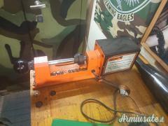 LYMAN 1200 DPS3 +LYMAN UNIVERSAL TRIMMER  (bilancia dosatore+tornio )