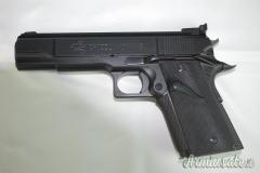 LAR MOD. GRIZZLY CAL. 45 WIN. MAG.