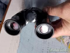 Zeiss 8x30 ( No swarovski Leica  )