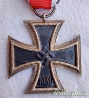 Croce di ferro tedesca modello 1939 di 2^ classe in ferro ed argento marcata 