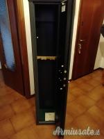 Vendesi armadio blindato porta fucili 5 posti in acciaio
