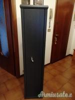 Vendesi armadio blindato porta fucili 5 posti in acciaio