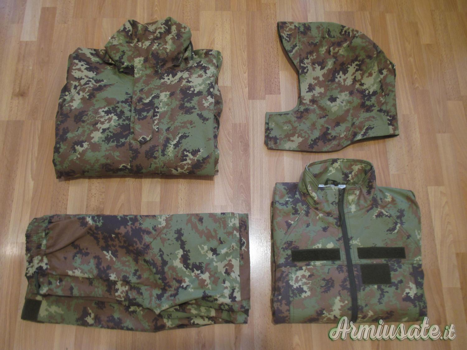 SET MIMETICO “VEGETATO” ORIGINALE TIPO GORETEX PARKA INNER JACKET E PANTALONI FF.AA. SET MIMETICO “VEGETATO” ORIGINALE TIPO GORETEX PARKA INNER JACKET E PANTALONI FF.AA.
