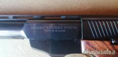 Browning INTERNATIONAL UIT 22 .22 LR Long Rifle
