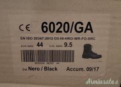 Anfibi Jolly Goretex tg. 44