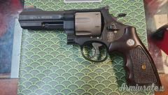 SMITH & WESSON AIRLITE 44 MAG.