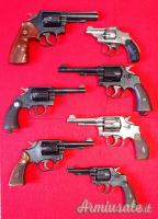 REVOLVER SMITH & WESSON E COLT IN COLLEZIONE VENDO IN BLOCCO.