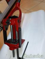 Vendo pressa Forster Co Ax