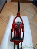 Vendo pressa Forster Co Ax