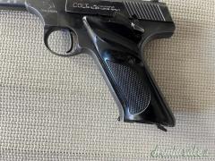 Colt Challenger cal.22 LR Long Rifle