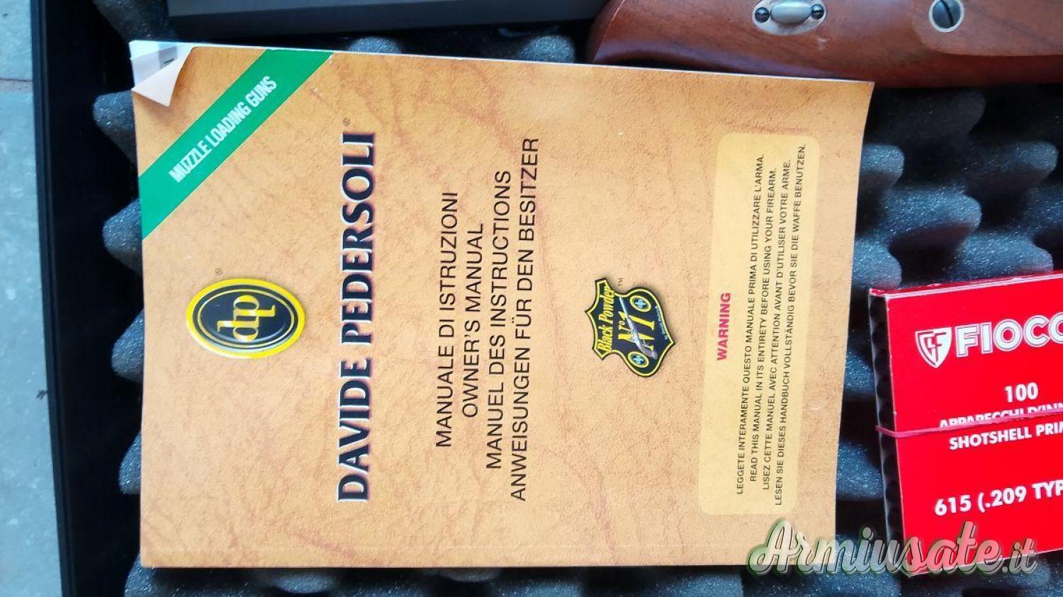 Pistola ad avancarica PEDERSOLI Charles Moore cal.45 con set indoor Pistola ad avancarica PEDERSOLI Charles Moore cal.45 con set indoor