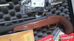 Pistola ad avancarica PEDERSOLI Charles Moore cal.45 con set indoor
