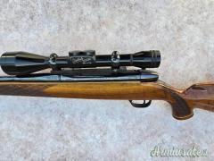 Carabina Weatherby Mark V cal 300 wby con ottica weatherby proveniente da collezione