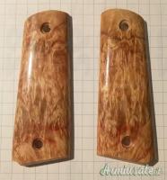 Guancette artigianali 1911A1 e cloni