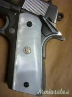 Guancette artigianali 1911A1 e cloni