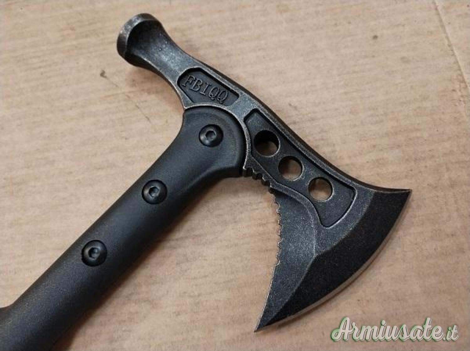 Combat axe Combat axe