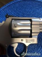Smith & Wesson 627  8 Ronud .357 Magnum  |  9x31mmR  | .353 Casull