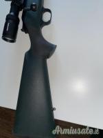 R93
