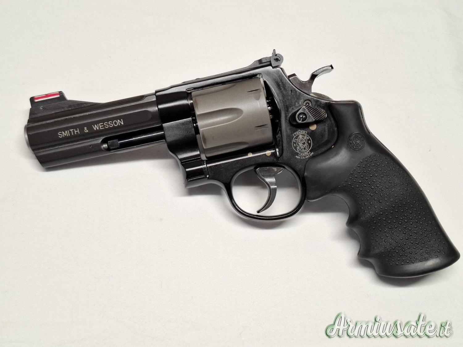 SMITH & WESSON 329PD SC Air Lite 44 Magnum SMITH & WESSON 329PD SC Air Lite 44 Magnum
