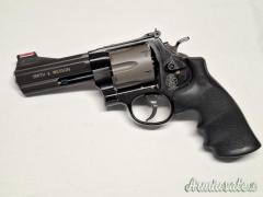 SMITH & WESSON 329PD SC Air Lite  44 Magnum