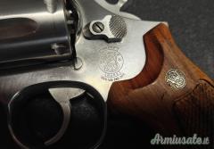 Smith & Wesson 6
