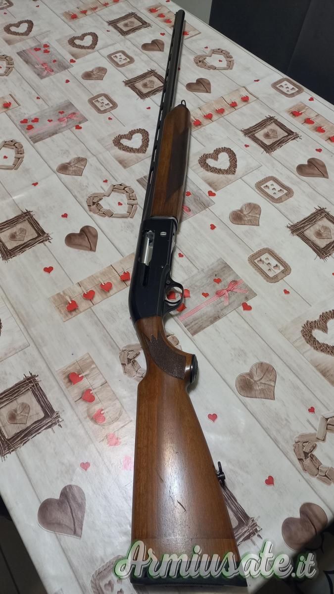 Beretta A-M-300 12 Beretta A-M-300 12