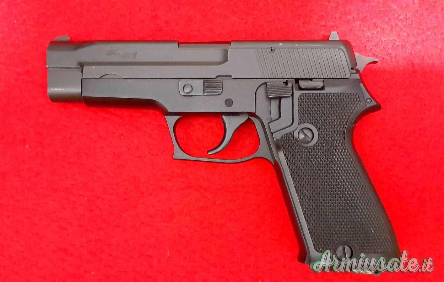 SIG & SAUER P220 CAL. 7,65 Para + conversione 9x21 SIG & SAUER P220 CAL. 7,65 Para + conversione 9x21