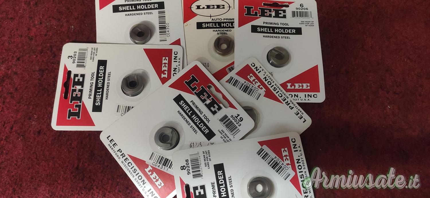 Lee disponibili Shell Holder per innescatore manuale Lee disponibili Shell Holder per innescatore manuale