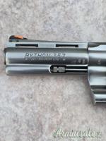 Revolver Colt Python inox cal 357 mag canna 4'' anno 1987 condizioni eccellenti