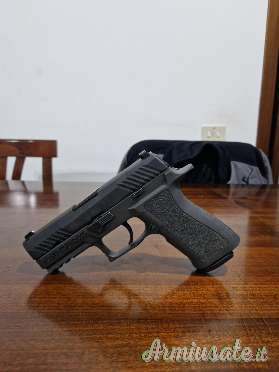 SIG-Sauer P320 9x21mm IMI SIG-Sauer P320 9x21mm IMI