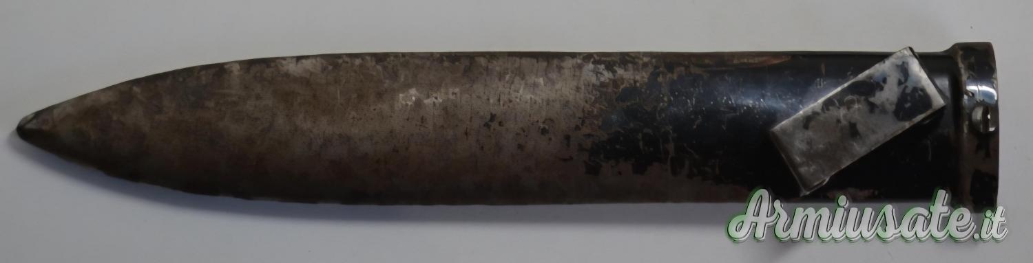 Cerco fodero mod.35 oppure mod.38 oppure mod.39 e un fodero GIL oppure arditi Cerco fodero mod.35 oppure mod.38 oppure mod.39 e un fodero GIL oppure arditi