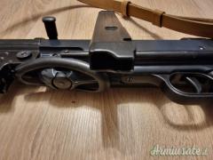 REPLICA  Maschinenpistole 1940 MP40 DENIX con cinghia