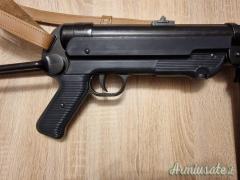 REPLICA  Maschinenpistole 1940 MP40 DENIX con cinghia