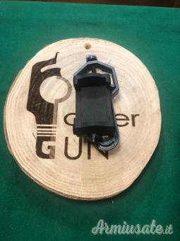 KONUS universal smartphone adapter
