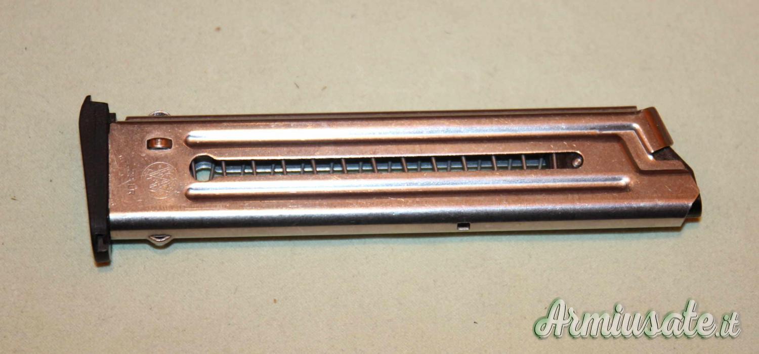 Caricatore Smith Wesson 22A Cal.22LR Caricatore Smith Wesson 22A Cal.22LR