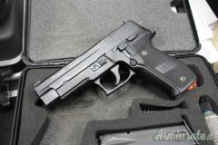 SIG-Sauer P226 9x21mm IMI