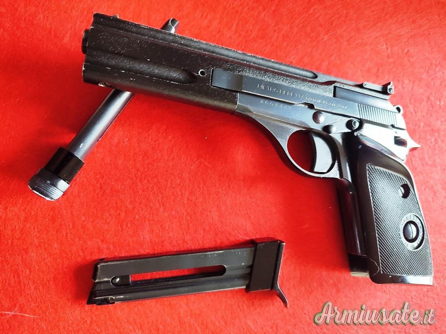 Beretta 76 .22 LR Long Rifle Beretta 76 .22 LR Long Rifle