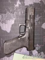 Glock 17 9x21mm IMI