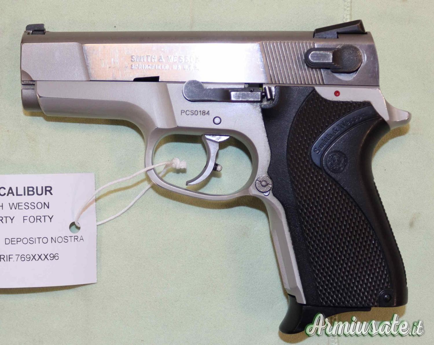 Smith Wesson Shorty Forty PC Cal. 40SW Smith Wesson Shorty Forty PC Cal. 40SW