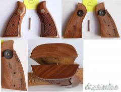 guancette ORIGINALI  Smith & Wesson Magna Square Butt castello N