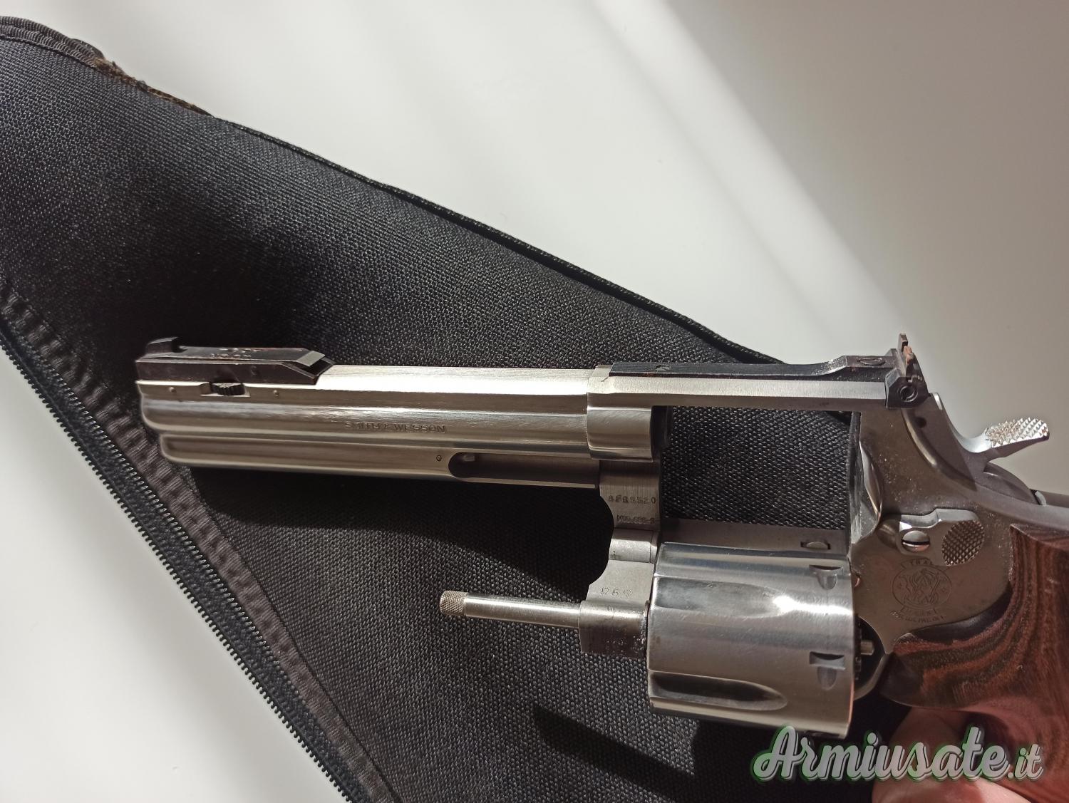 Smith & Wesson 686 .357 Super Magnum Smith & Wesson 686 .357 Super Magnum