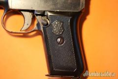 Cerco guancette Mauser mod. 1910