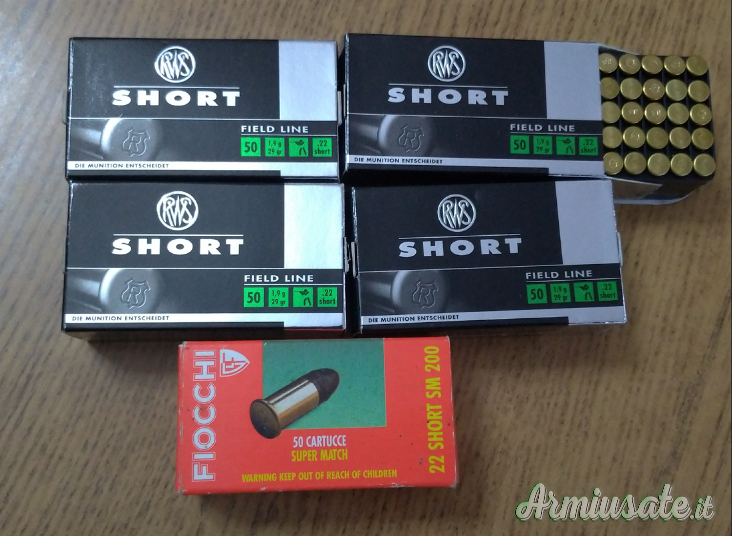 22 Short Fiocchi RWS Cartucce Munizioni Carabina Pistola Vintage 22 Short Fiocchi RWS Cartucce Munizioni Carabina Pistola Vintage