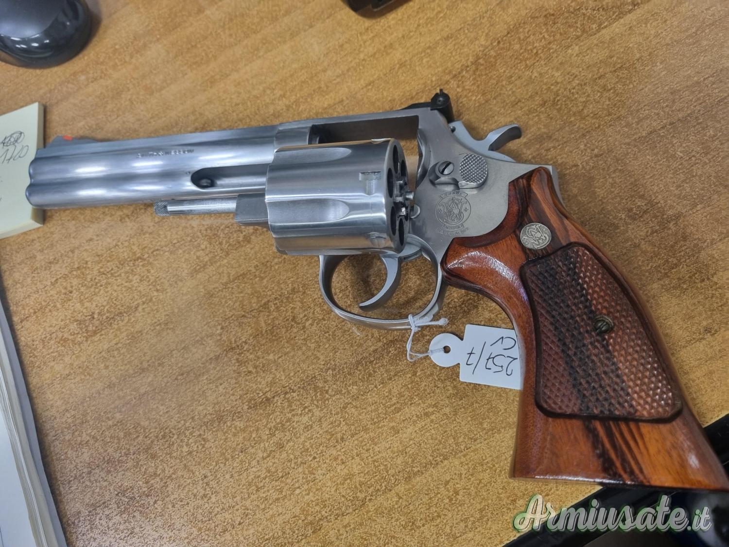 Smith & Wesson 686-1 .357 Magnum | 9x31mmR | .353 Casull Smith & Wesson 686-1 .357 Magnum | 9x31mmR | .353 Casull