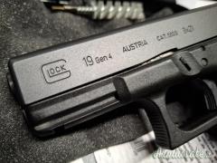 Glock 19  9x21mm IMI