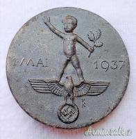 Spilla tedesca d'epoca nazista concessa dal NSDAP ai lavoratori tedeschi il 1 maggio 1937