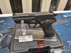 SIG-Sauer P229 9x21mm IMI SIG-Sauer P229 9x21mm IMI